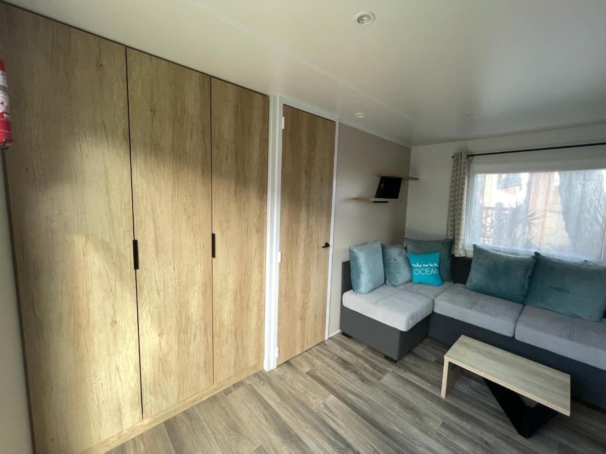 Vesna Mobil Home Canet-en-Roussillon Exterior photo